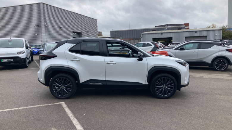 Toyota Yaris Cross 1.5 Hybrid Dynamic AWD 5dr CVT Hybrid Estate